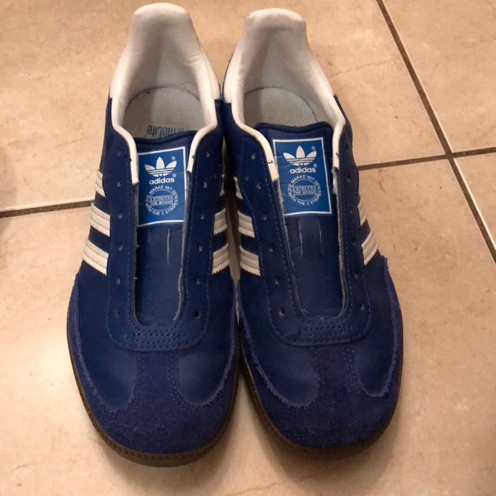Adidas samba size 4.5